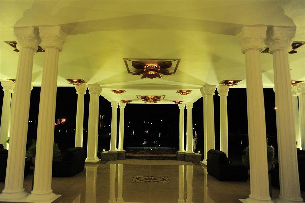 Onreech Hotel Seeduwa Luaran gambar